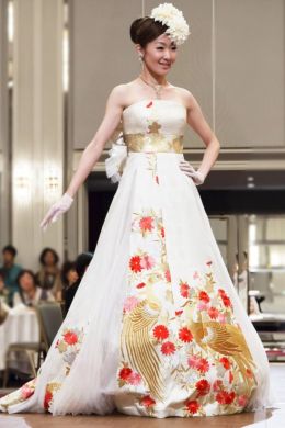 Японское свадебное платье