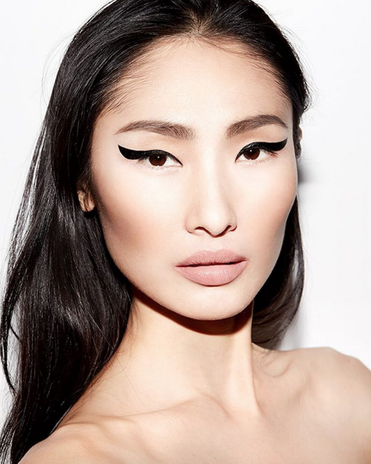 Ольга Куриленко улыбка