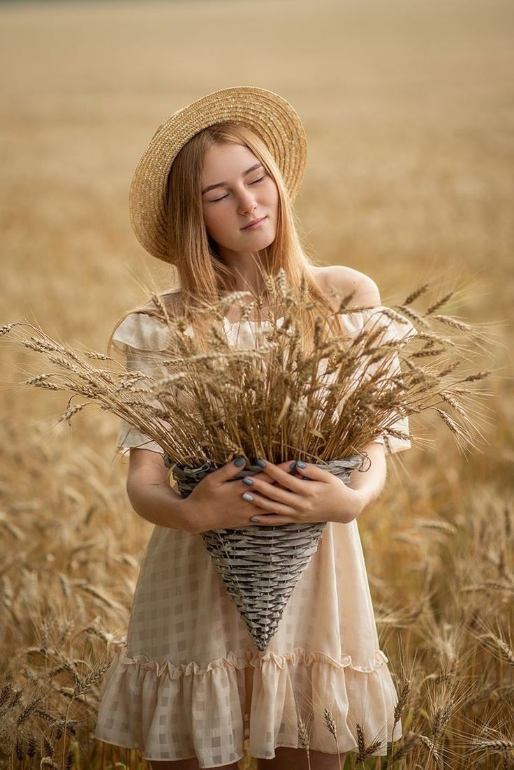 Фотосет в пшеничном поле