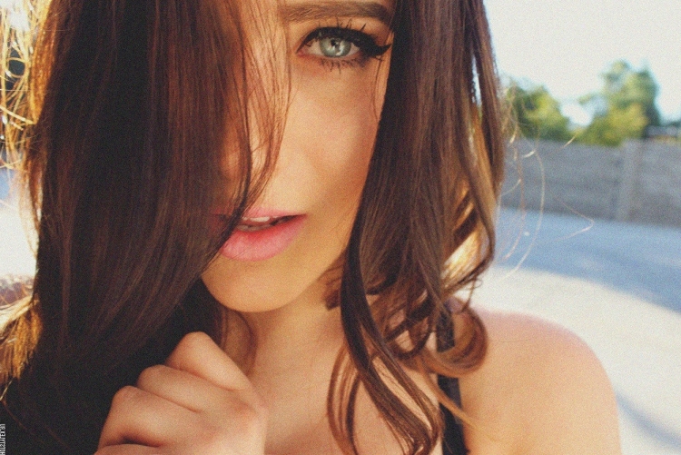 Фото девушки на аву