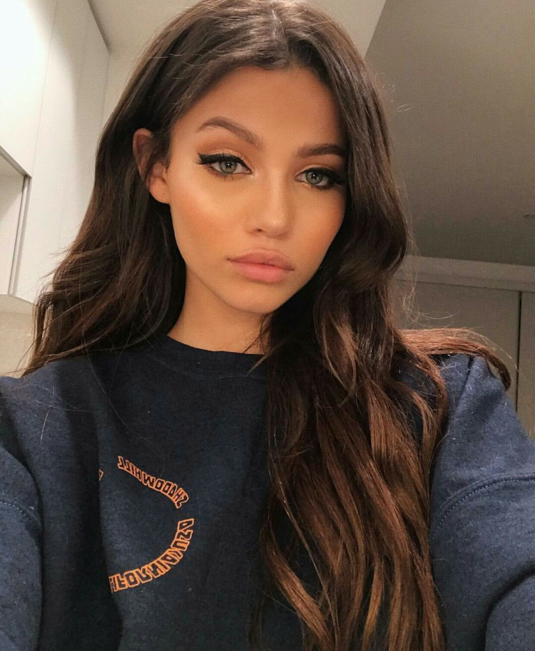 Красивые Естественные девушки