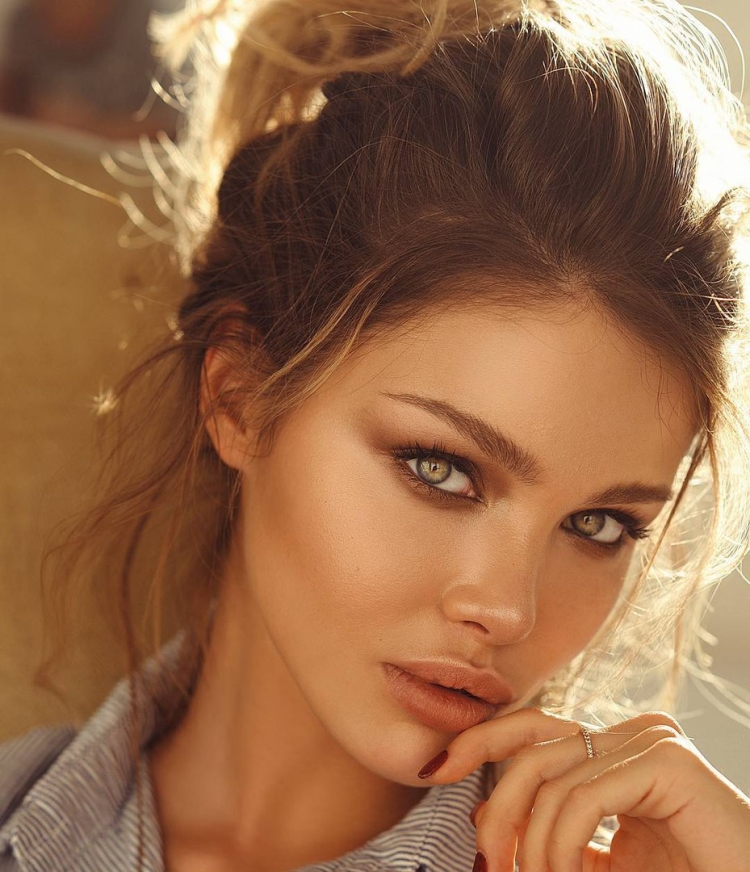 Модель Барбара Палвин