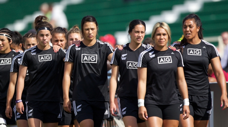 Новая Зеландия пляжи девушки