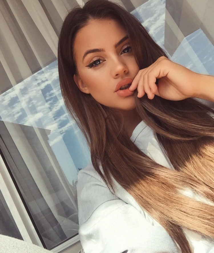 Модель Gracie Piscopo