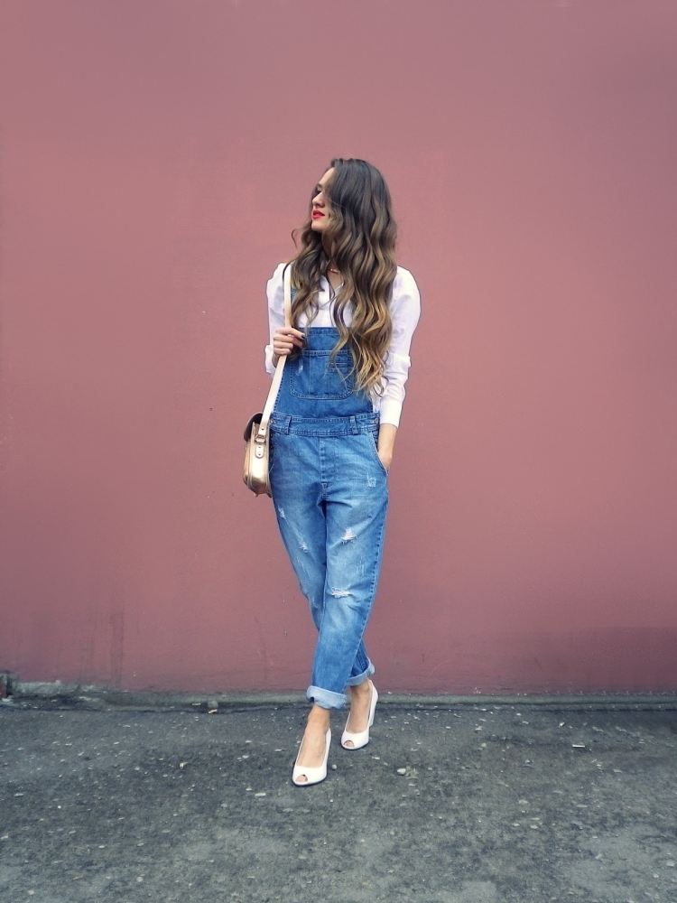 Sierra Skye в платье