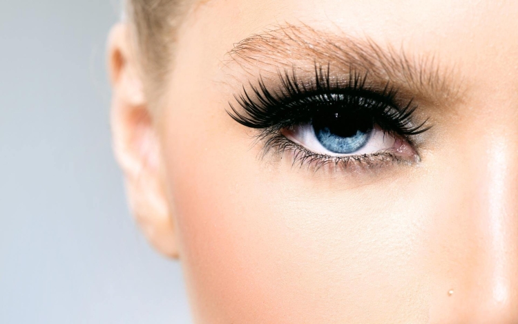 Красивые ресницы