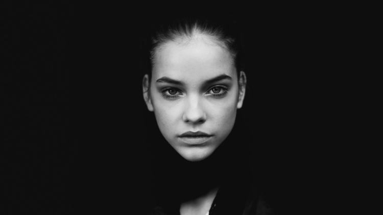 Барбара Палвин портрет