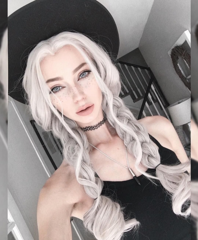 Эмилия Кларк Эльф