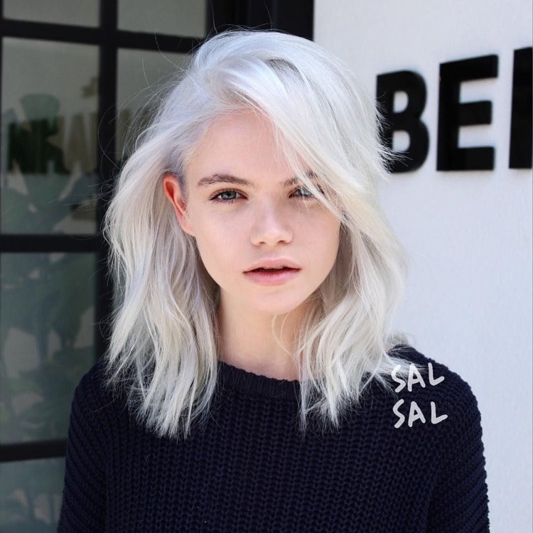 Прически на белые волосы