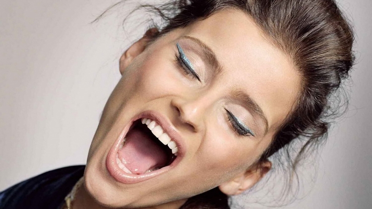 Нелли фуртадо улыбка