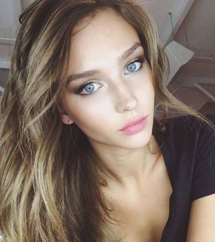 Rachel Cook селфи