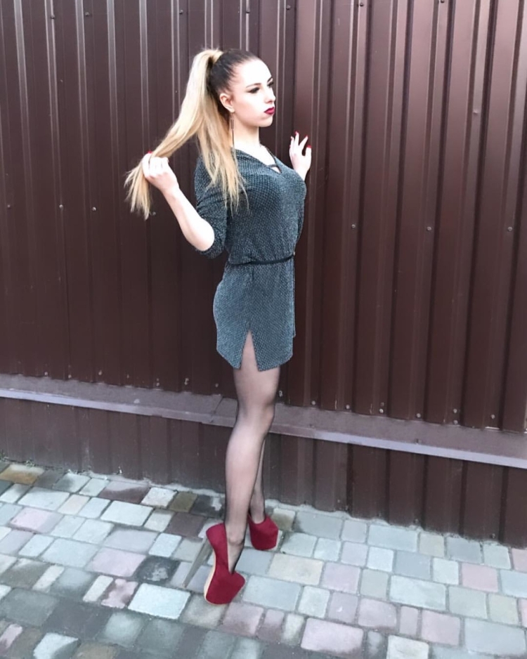 Adel Veigel Возраст