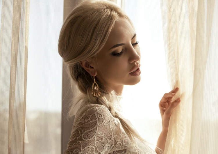 Нежная девушка