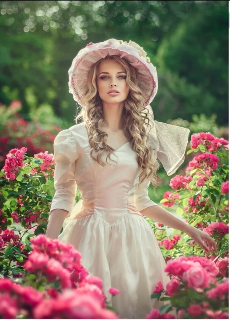 Девушка женственность