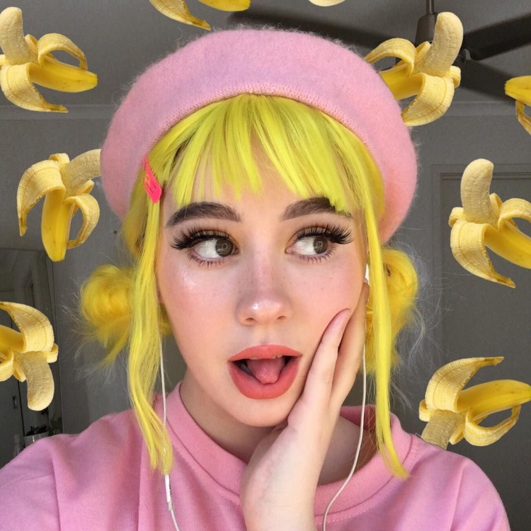 Жёлтые волосы тумблер