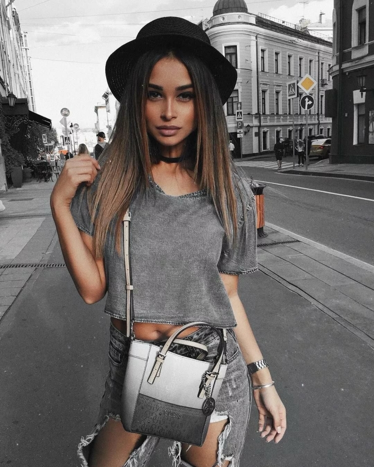 Селфи Инстаграм девушки