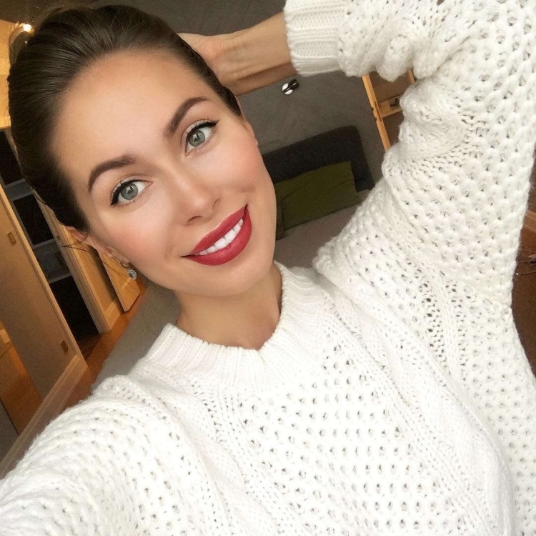 Кайли Дженнер солнечные очки