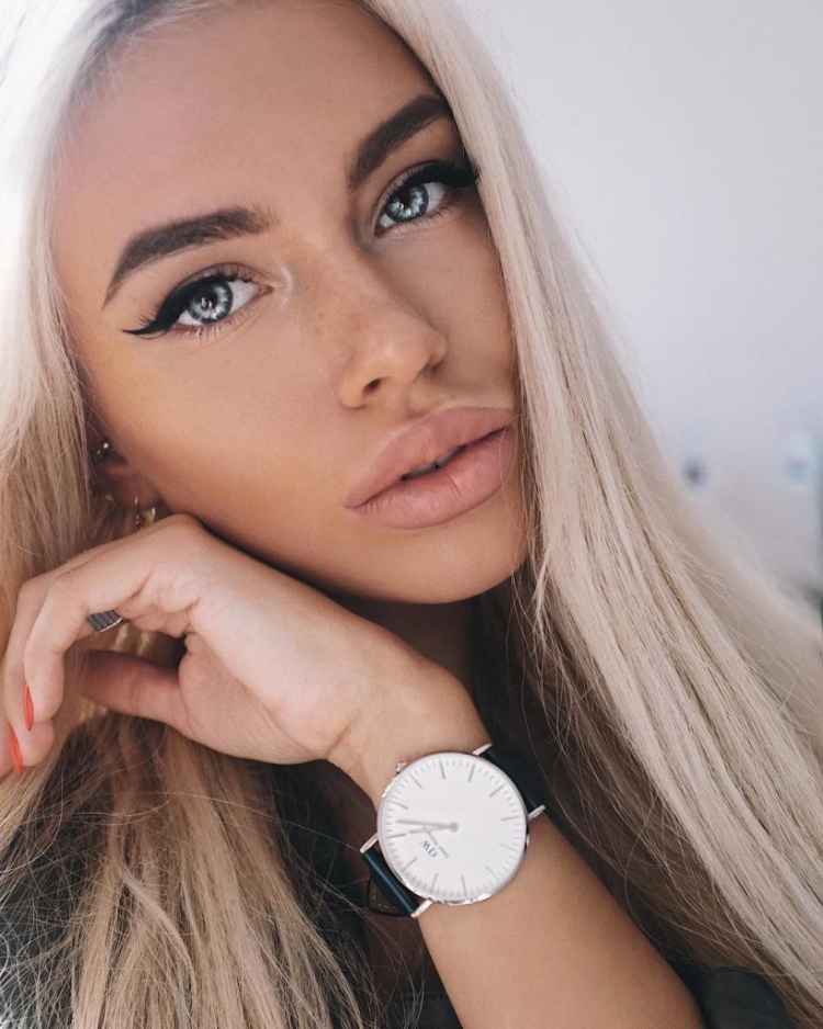 Обеспеченная женщина