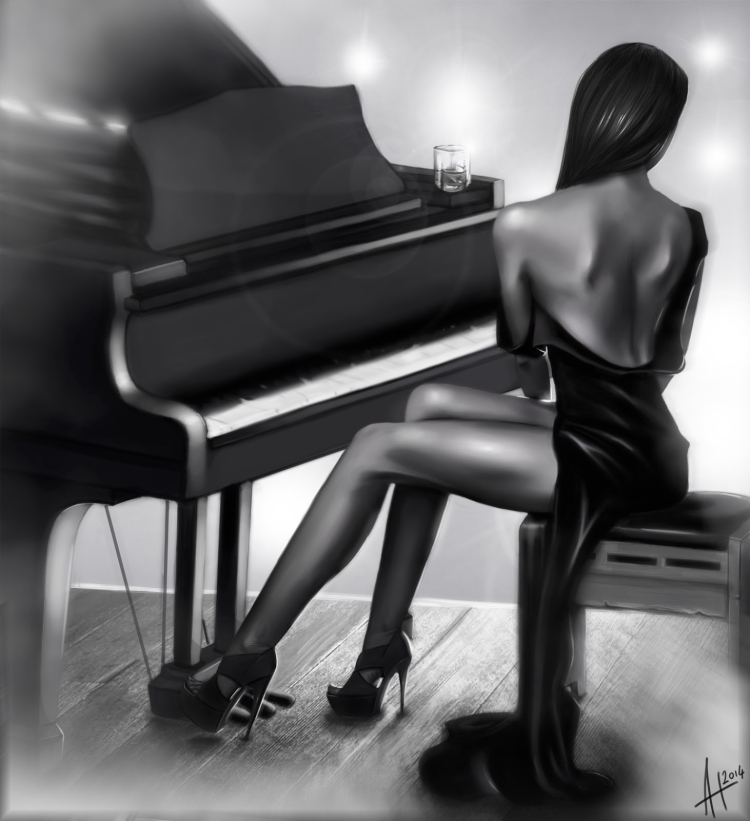 Девушка лежит на пианино