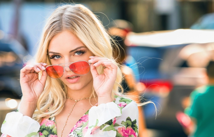 Алекс грей модель