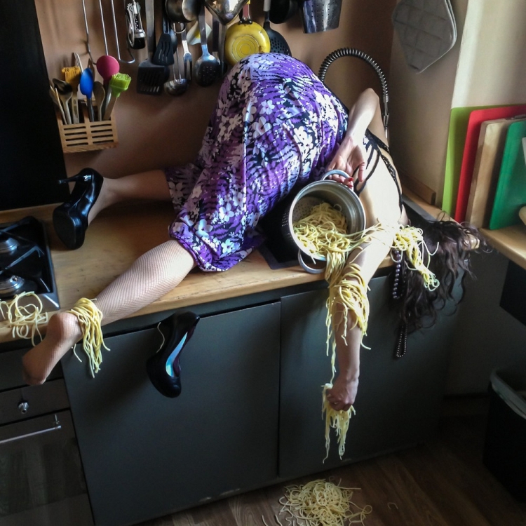 Измученная женщина