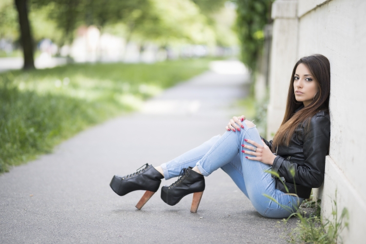 Крутые джинсы для девушек