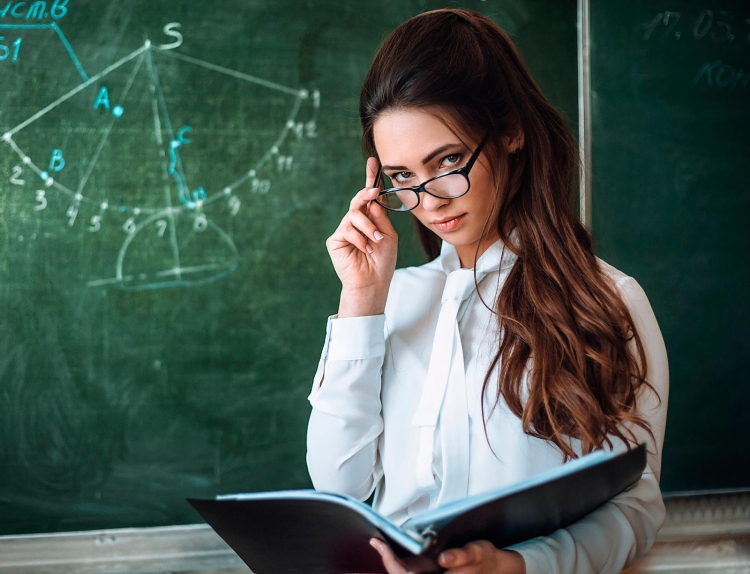 Красивые училки