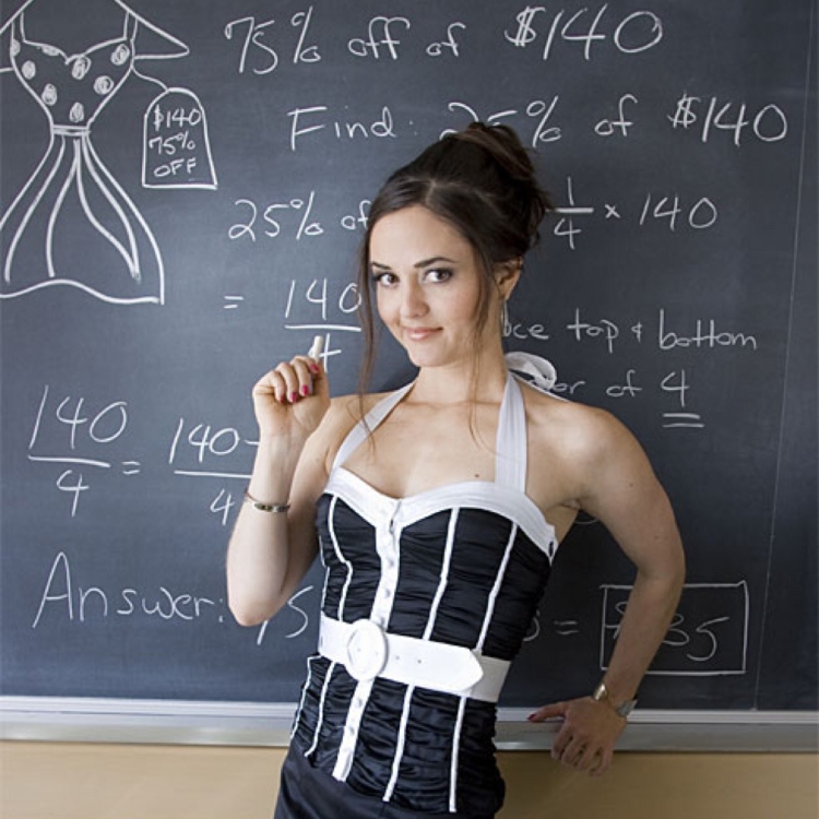 Красивые азиатские учительницы