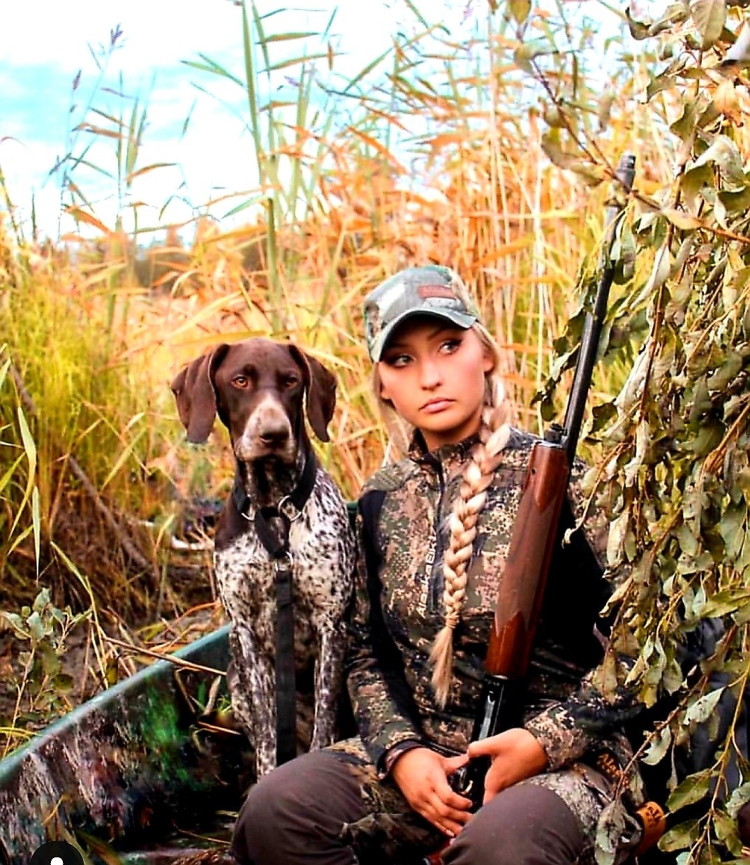 Девушки на охоте