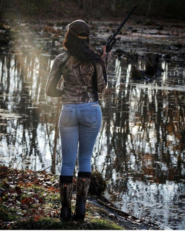 Сара Боуман охотница