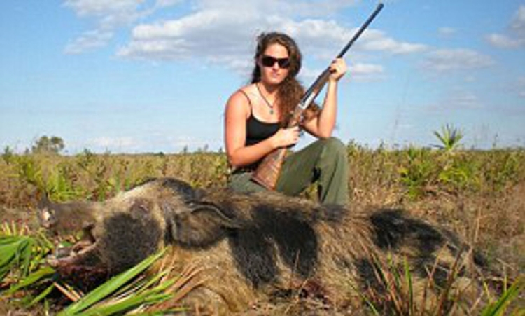 Женщина охотник