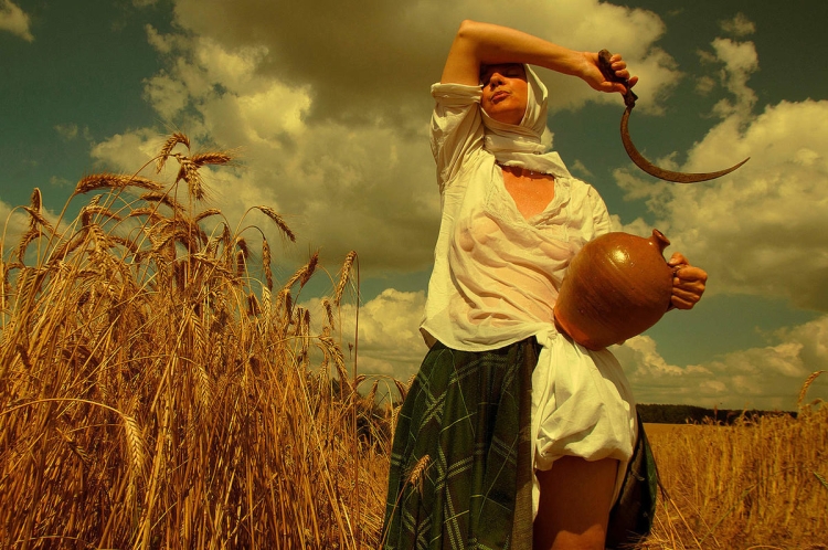 Жатва серпом