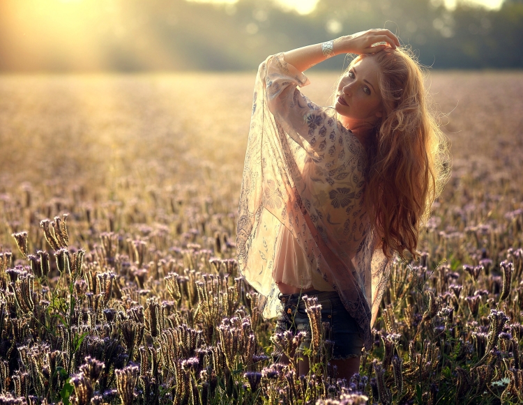 Фотосессия в поле