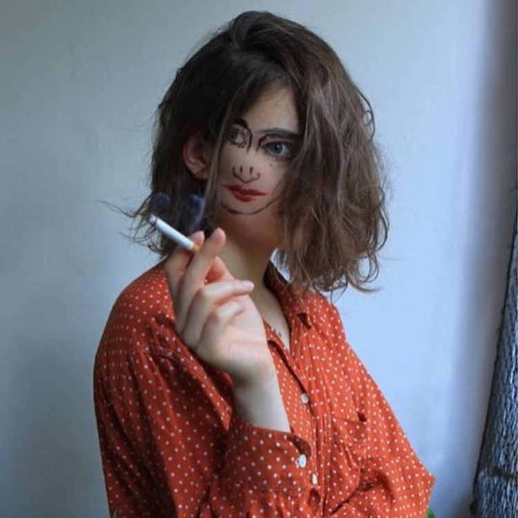 Сумасшедшая женщина