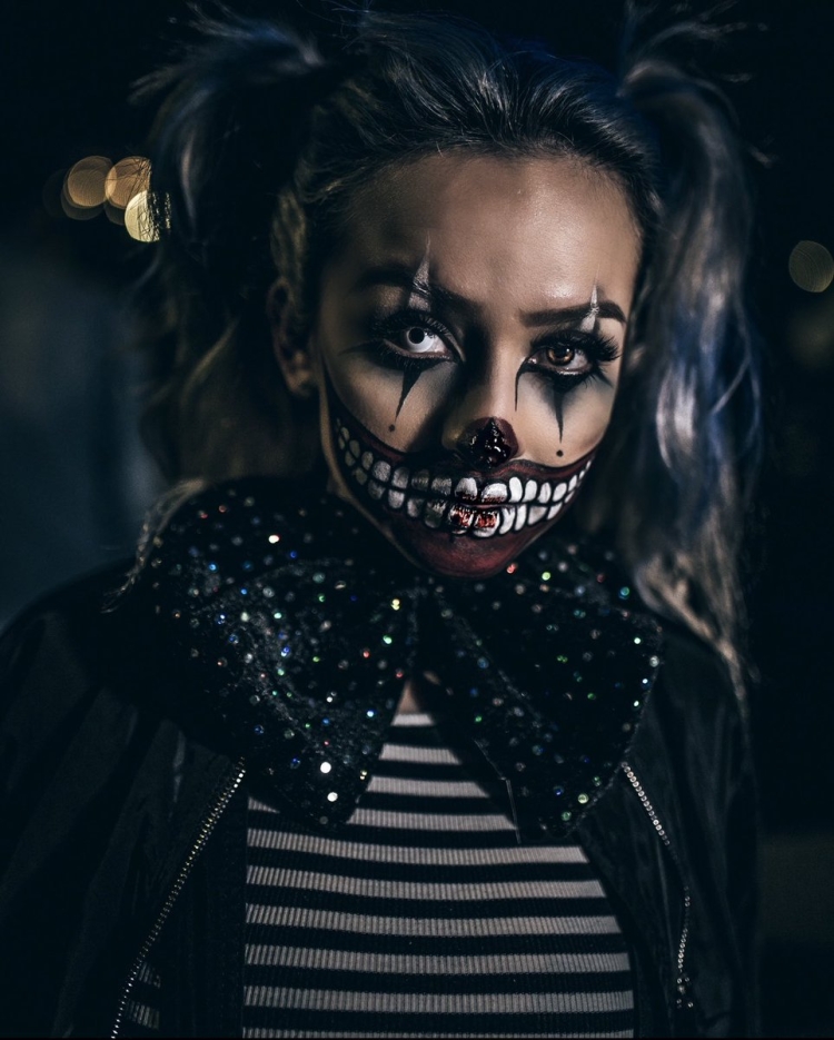 Безумная девушка