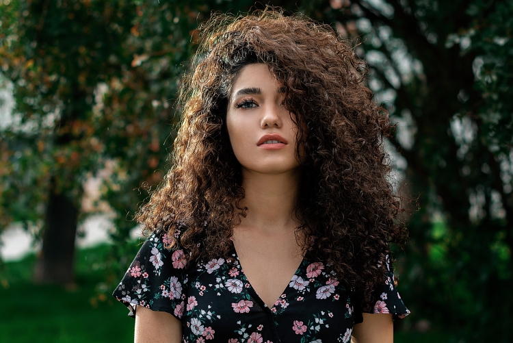 Пушистые волосы