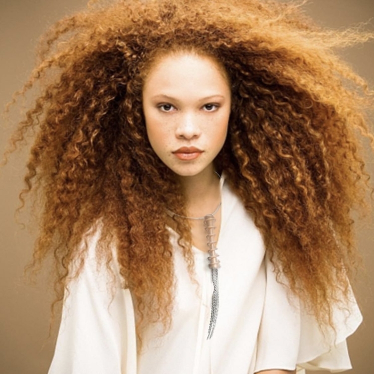 Curly Романадзе