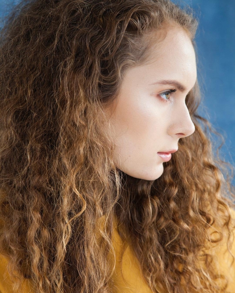 Пушистые волосы