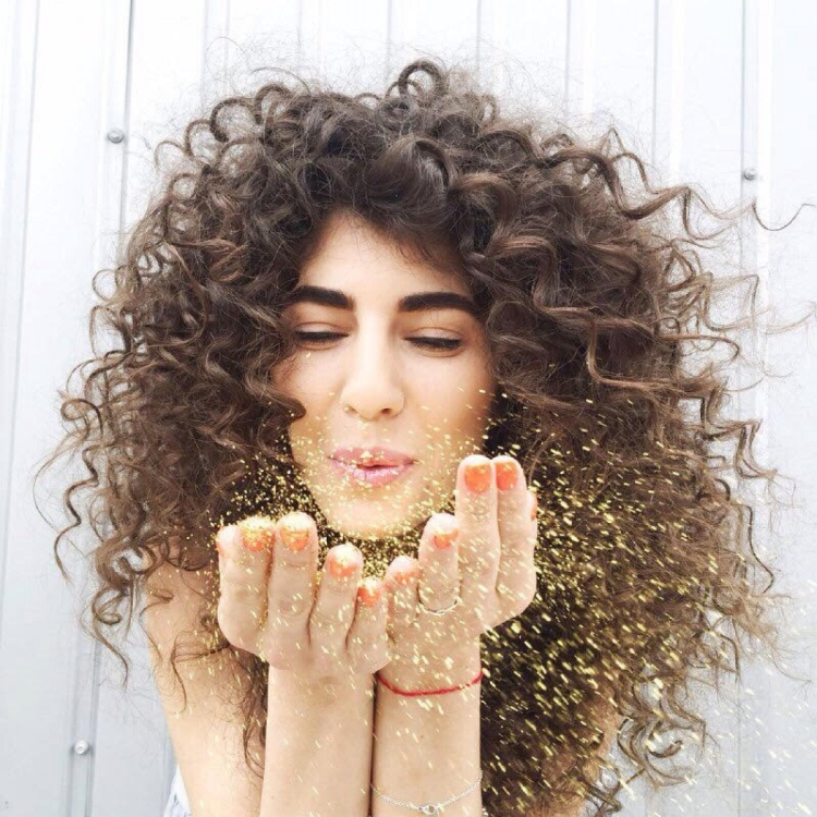 Стрижки на пористые волосы 2022