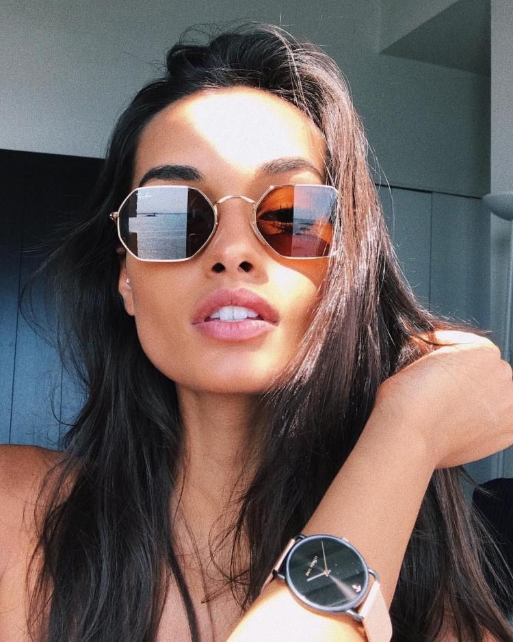 Отражение в зеркальных очках