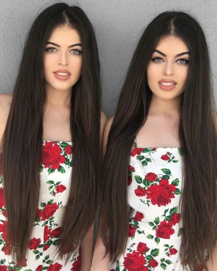 Близнецы Лиа Роуз и ава Мари Клементс 2019