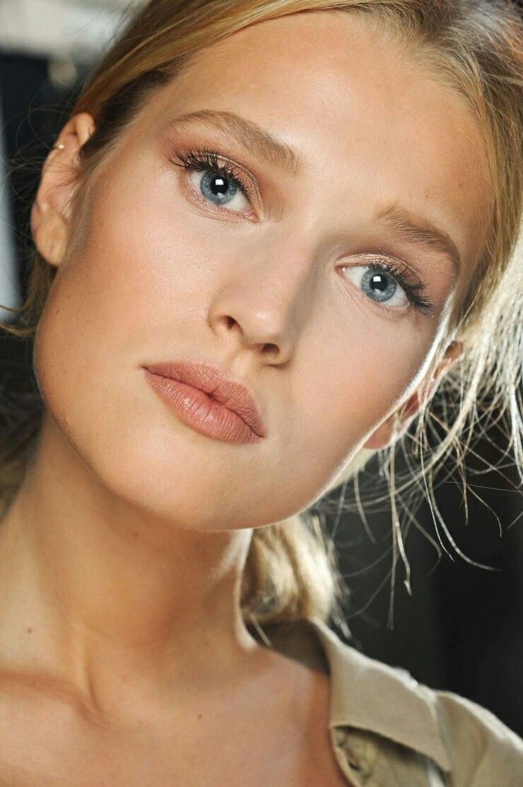 Естественный макияж глаз