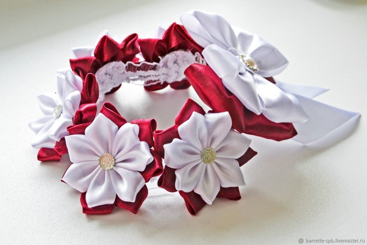 Бантики канзаши