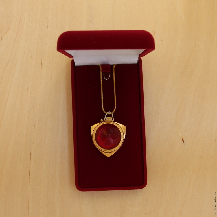 Часы кулон Заря 2009в