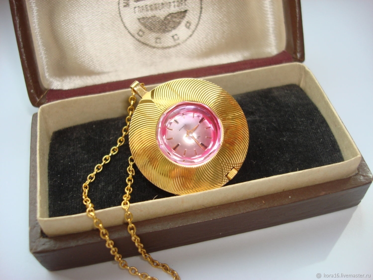 Часы кулон Чайка СССР