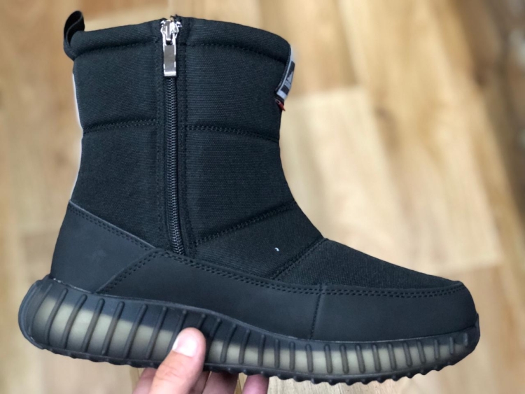 Дутики мужские зимние адидас