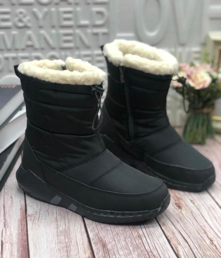 Модные зимние черные дутыши женские