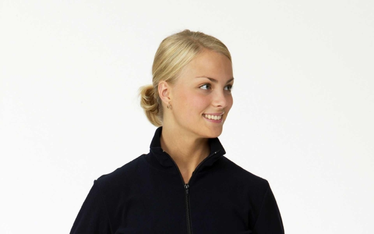 Кира Корпи бикини