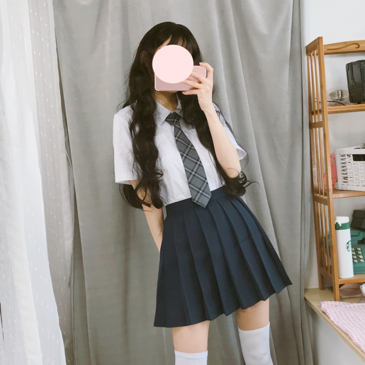 Школьная юбка в корейском стиле