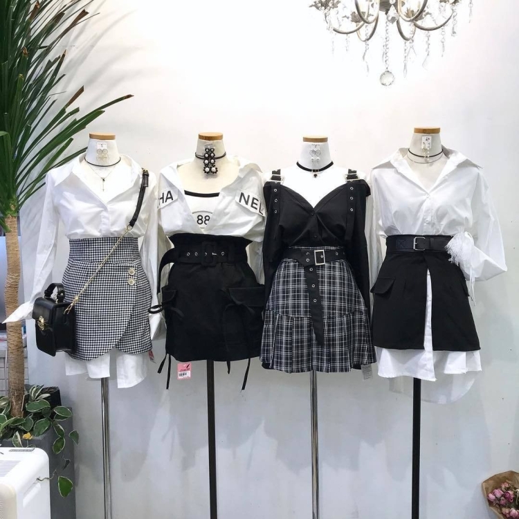 Манекен девушки для одежды